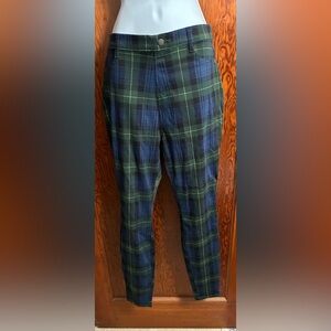 Plaid Pants With Back Functioning Pockets